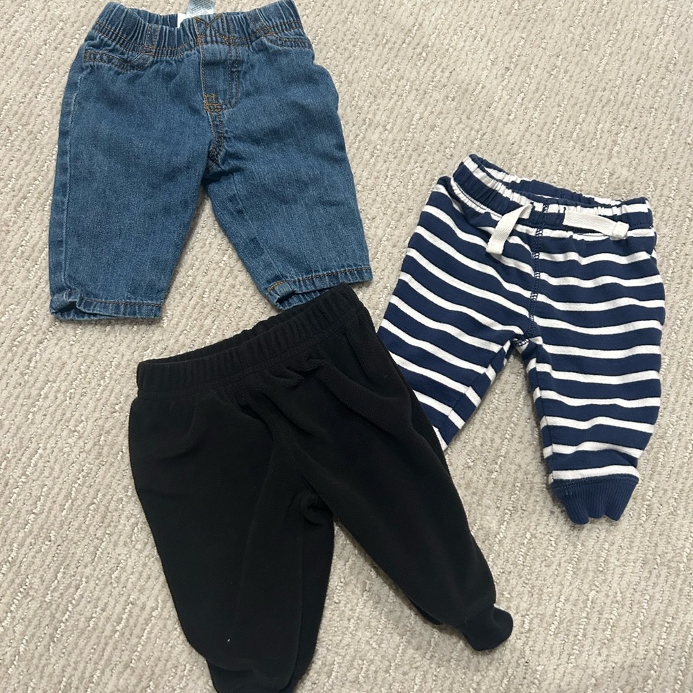 3 Pairs of Carters Pants (Size 3 months)